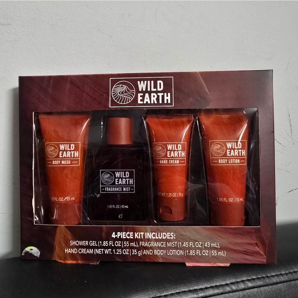 Wild Earth 4 Piece Kit - Shower Gel, Fragrance Mist, Hand Cream & Body Lotion